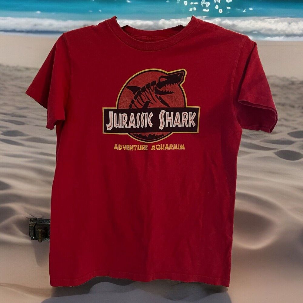 Jurassic Shark Adventure Aquarium T-Shirt Duck Co Kids Sz L Jurassic Park Logo